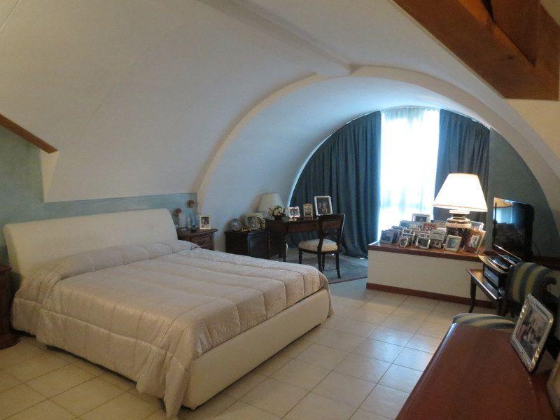 Квартира в Интра, Вербания, с террасой и гаражом, AA.2548