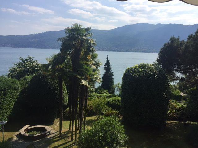 Трехкомнатная квартира в Вербании с видом на озеро Маджоре, гаражом и садом, AA.2628