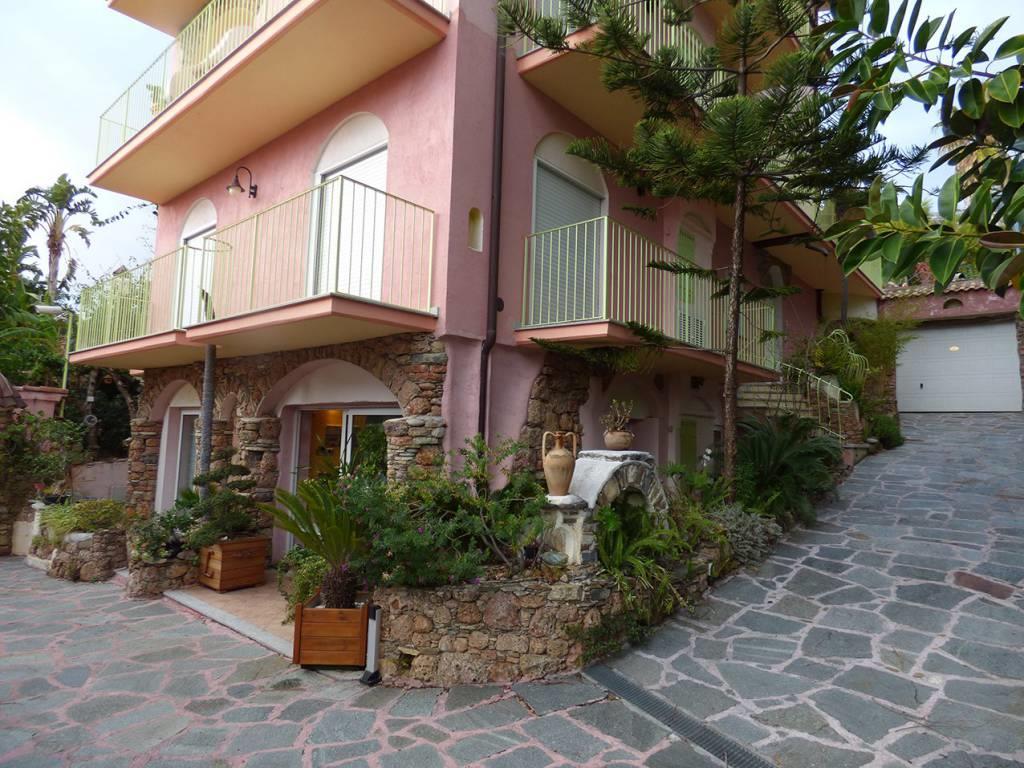 Квартира  в городе Сан-Ремо, LR.145