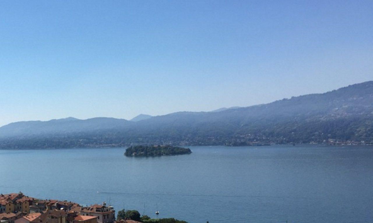 Четырехкомнатная квартира в Суна, Вербания, AA.3135