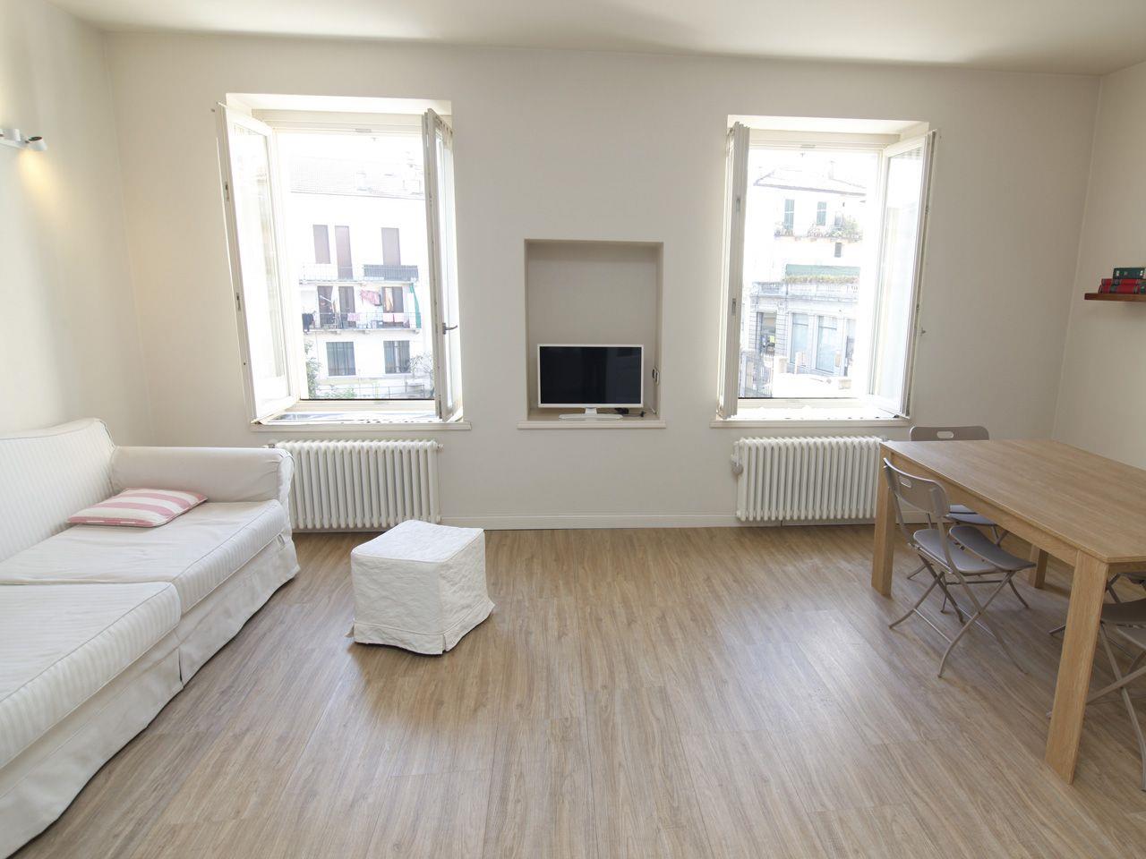 Квартира в Вербании в здании после ремонта, AA.2749