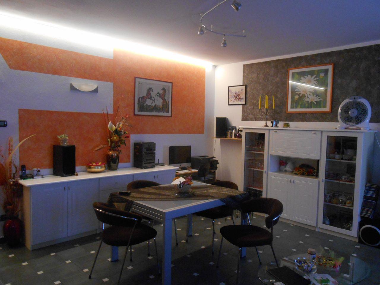 Трехкомнатная квартира в Вербании с местом на крытой автомобильной парковке, AA.2693