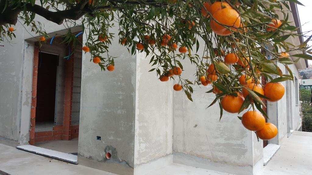 Строящаяся вилла в городке Оспедалетти, LR.131