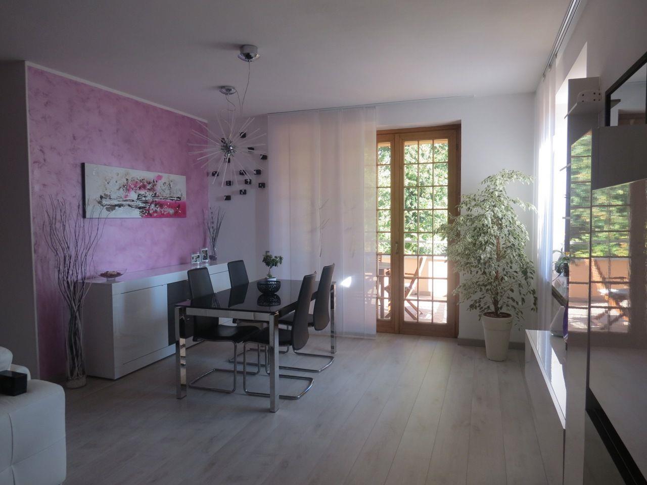 Трехкомнатные апартаменты в Вербании с видом на озеро Маджоре, террасой и гаражом, AA.2752