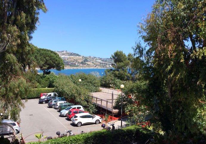 Однокомнатная квартира у моря в Сан-Ремо, LR.152