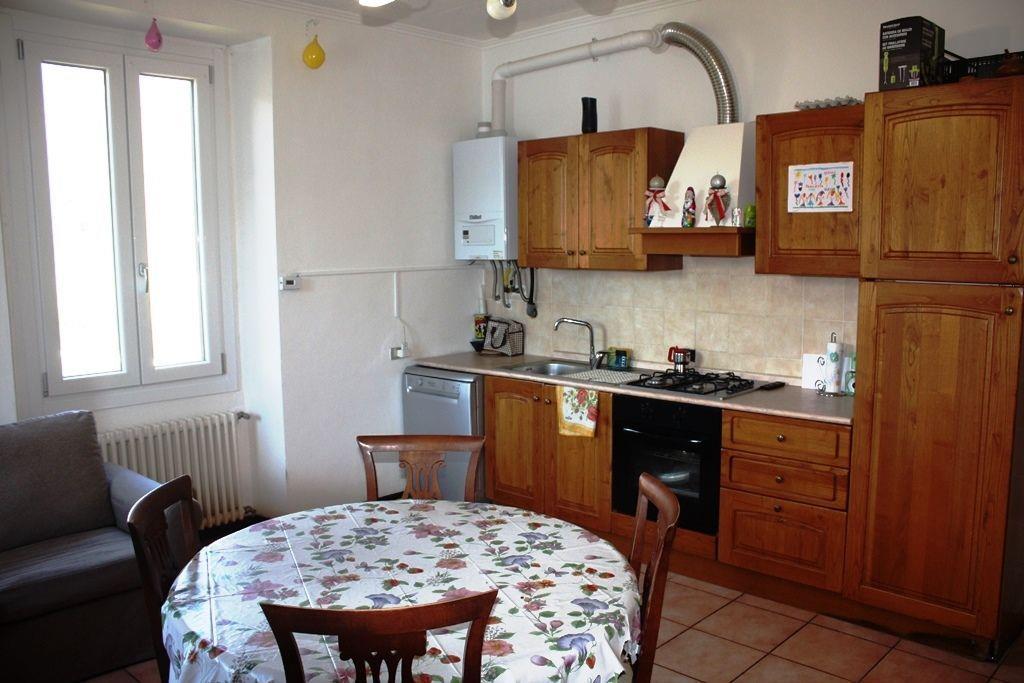 Трехкомнатная квартира в Гравеллона-Точе с балконом и гаражом, AA.2594