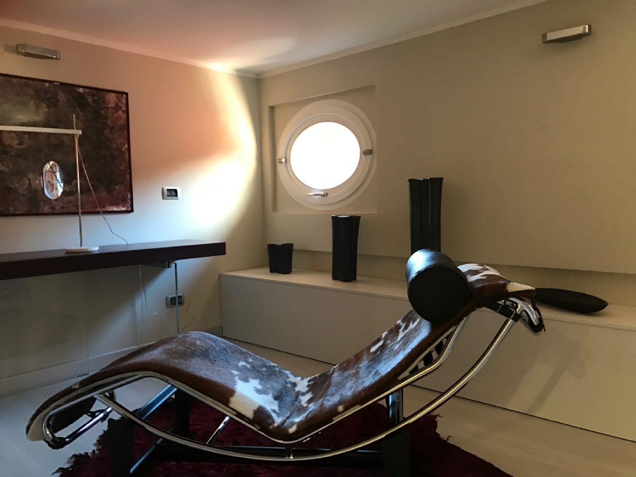 Двухкомнатная квартира в Интра, Вербания, AA.2843