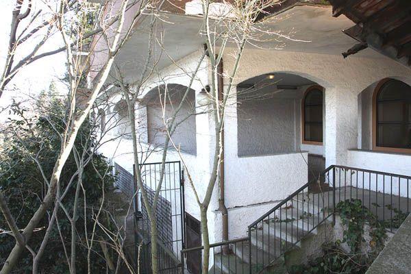 Квартира в Стрезе с видом на озеро Маджоре, 2 спальни, террасой и гаражом, AA.1869