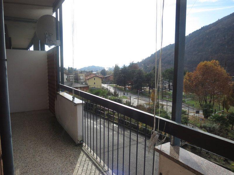 Квартира в Вербании, 3 спальни, гараж и сад, AA.2554