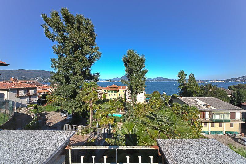 Квартира в Бавено на первом этаже, 2 спальни, кухня , AA.2651