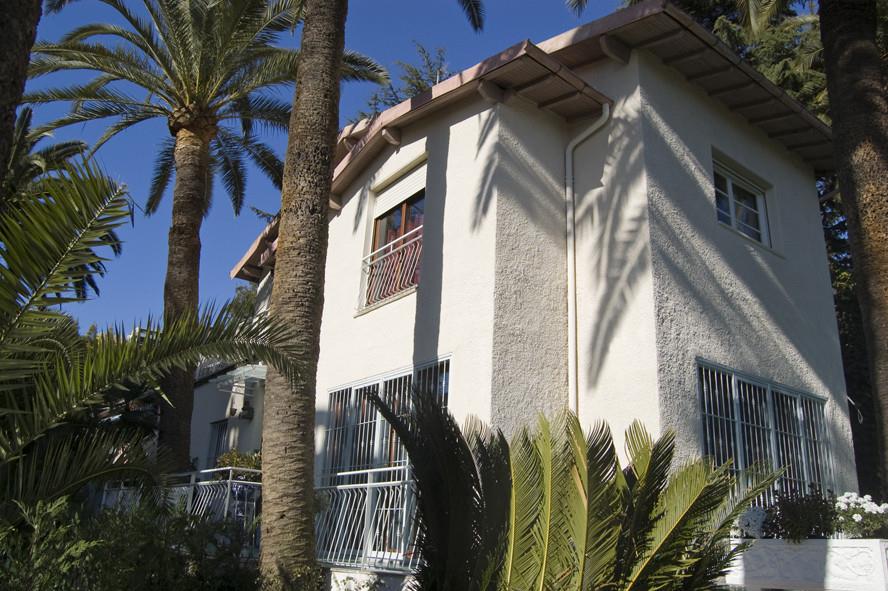 Двухэтажная вилла в Сан-Ремо, LR.132