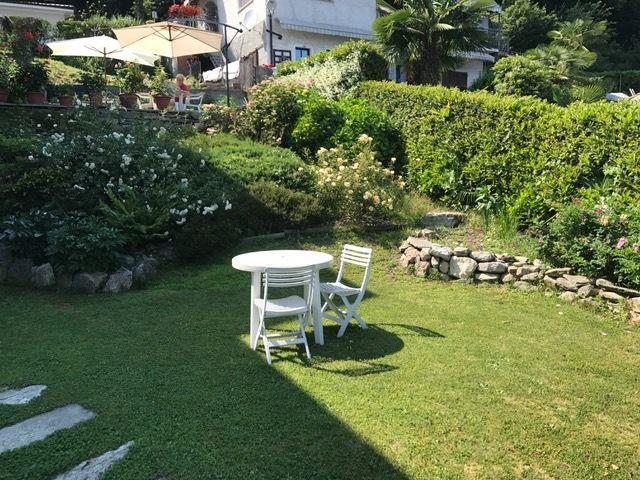 Апартаменты в Гиффе с садом и частичным видом на озеро Маджоре, AA.2679