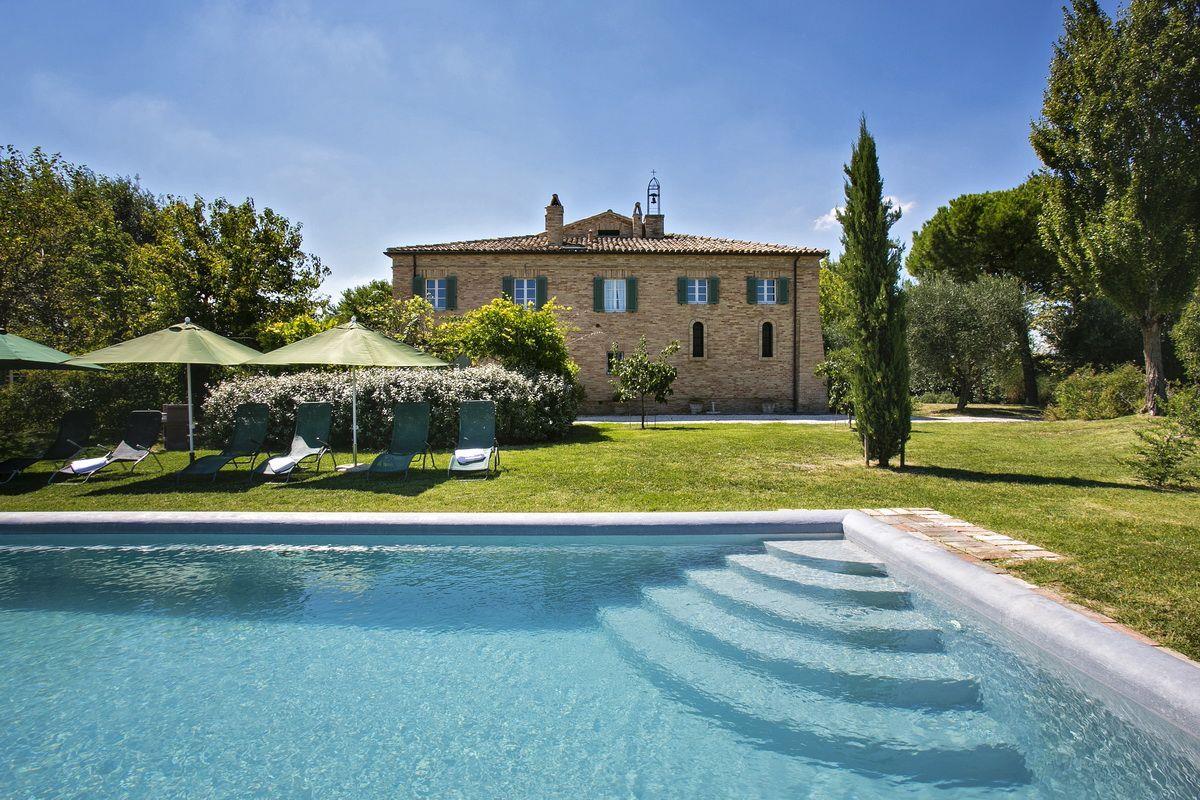 Вилла в Остра-Ветере, Марке, MR.779