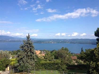 Дом в регионе Озеро Маджоре (Lago Maggiore), Италия за  750 000 евро