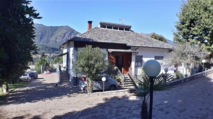 Дом в регионе Оменья (Omegna), Италия за  300 000 евро