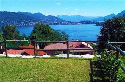 Квартира в регионе Озеро Маджоре (Lago Maggiore), Италия за  319 000 евро