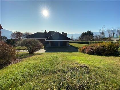 Дом в регионе Озеро Маджоре (Lago Maggiore), Италия за  920 000 евро