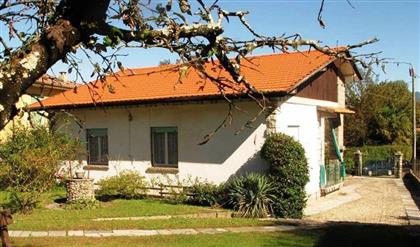 Дом в Бавено на продажу, с садом и гаражом