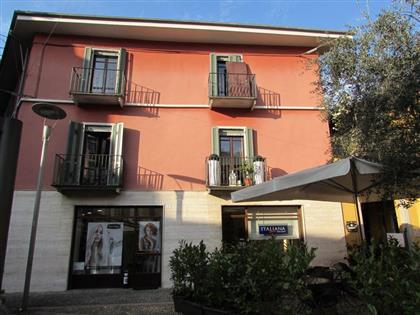 Квартира в регионе Озеро Маджоре (Lago Maggiore), Италия за  200 000 евро