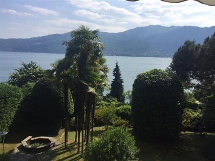 Квартира в регионе Озеро Маджоре (Lago Maggiore), Италия за  380 000 евро