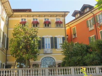 Трехкомнатная квартира в Палланце, Вербания на продажу с видом на озеро Маджоре, 2 спальни, 2 ванные комнаты.