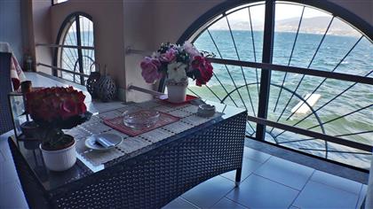 Трехкомнатная квартира на продажу в Гиффе, с гаражом и садом