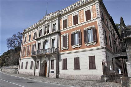 Квартира в регионе Озеро Маджоре (Lago Maggiore), Италия за  450 000 евро