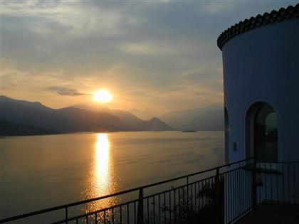 Дом в регионе Озеро Маджоре (Lago Maggiore), Италия за 4 000 000 евро