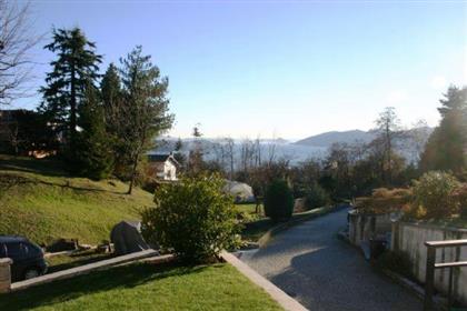 Дом в регионе Озеро Маджоре (Lago Maggiore), Италия за  450 000 евро
